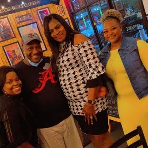 Meet your Posher, Angela